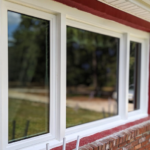 Slider windows with fixed center picture window 